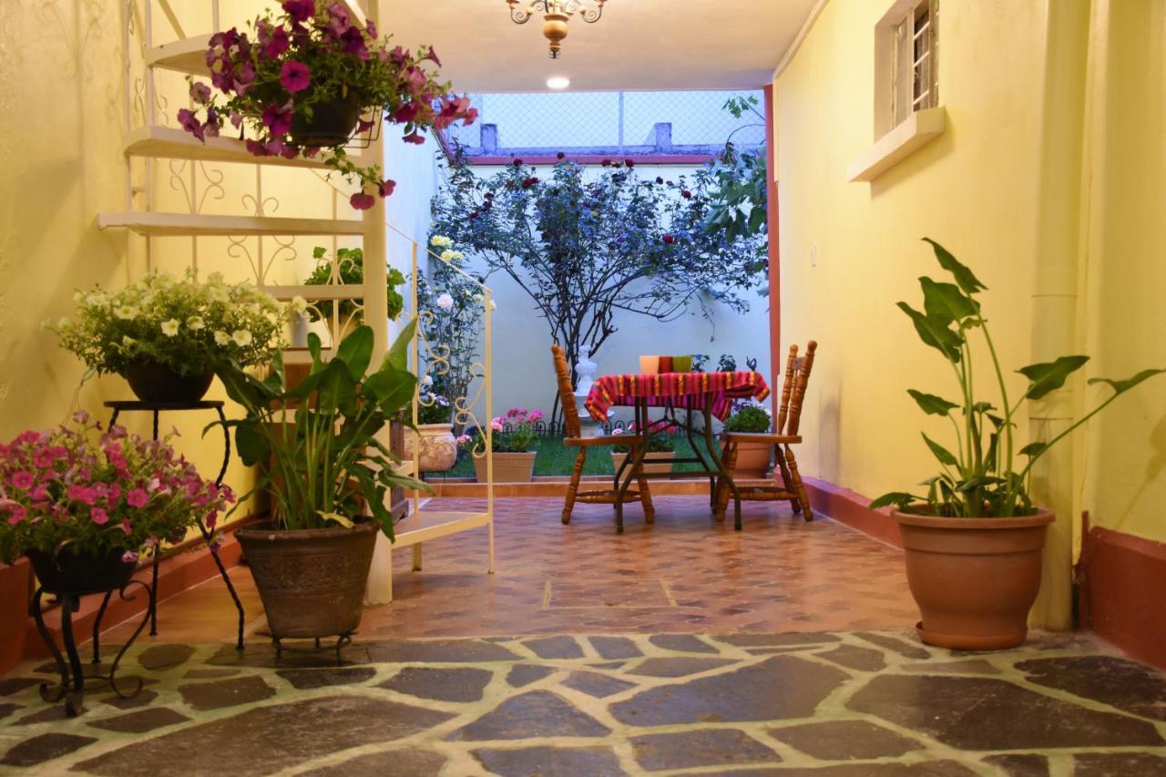 Apartamento Jorge Negrete. Habitación Con Baño Privado En Ciudad De México *