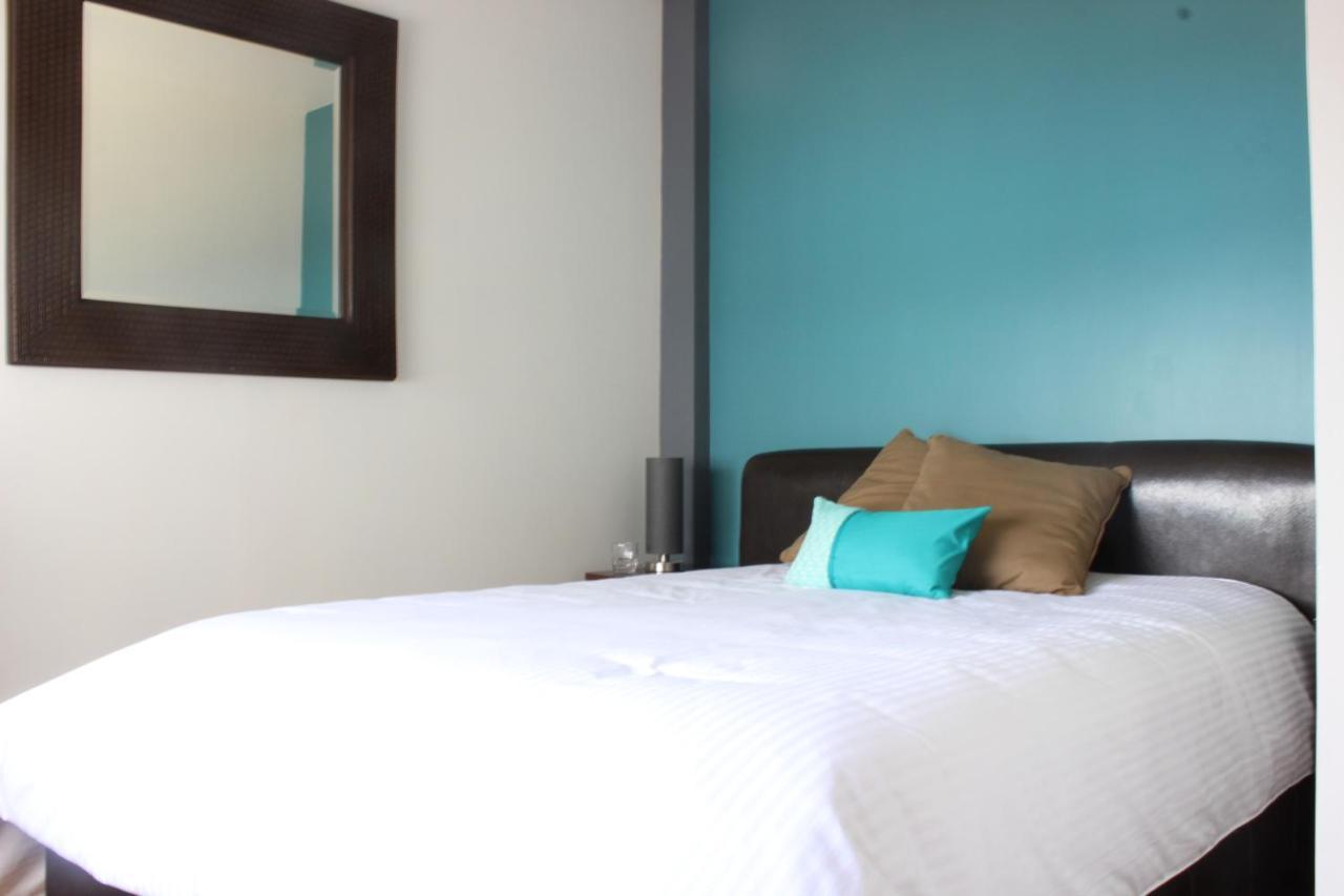 Downtown City, Full Apartment *
