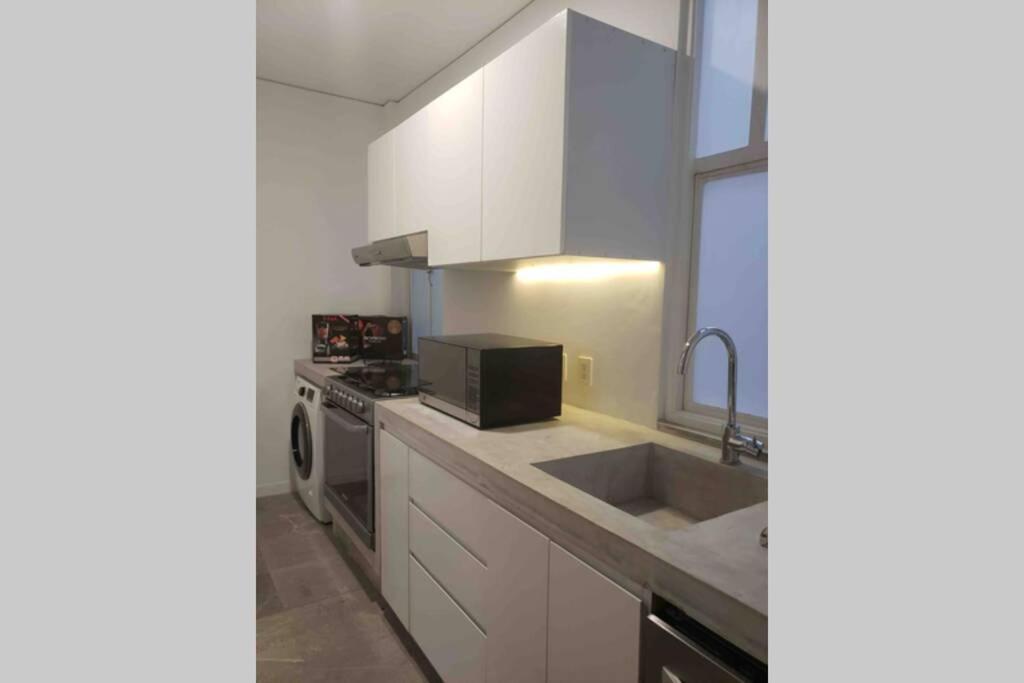 Best Location 3 Bedroom Apt In Condesa Apartamento