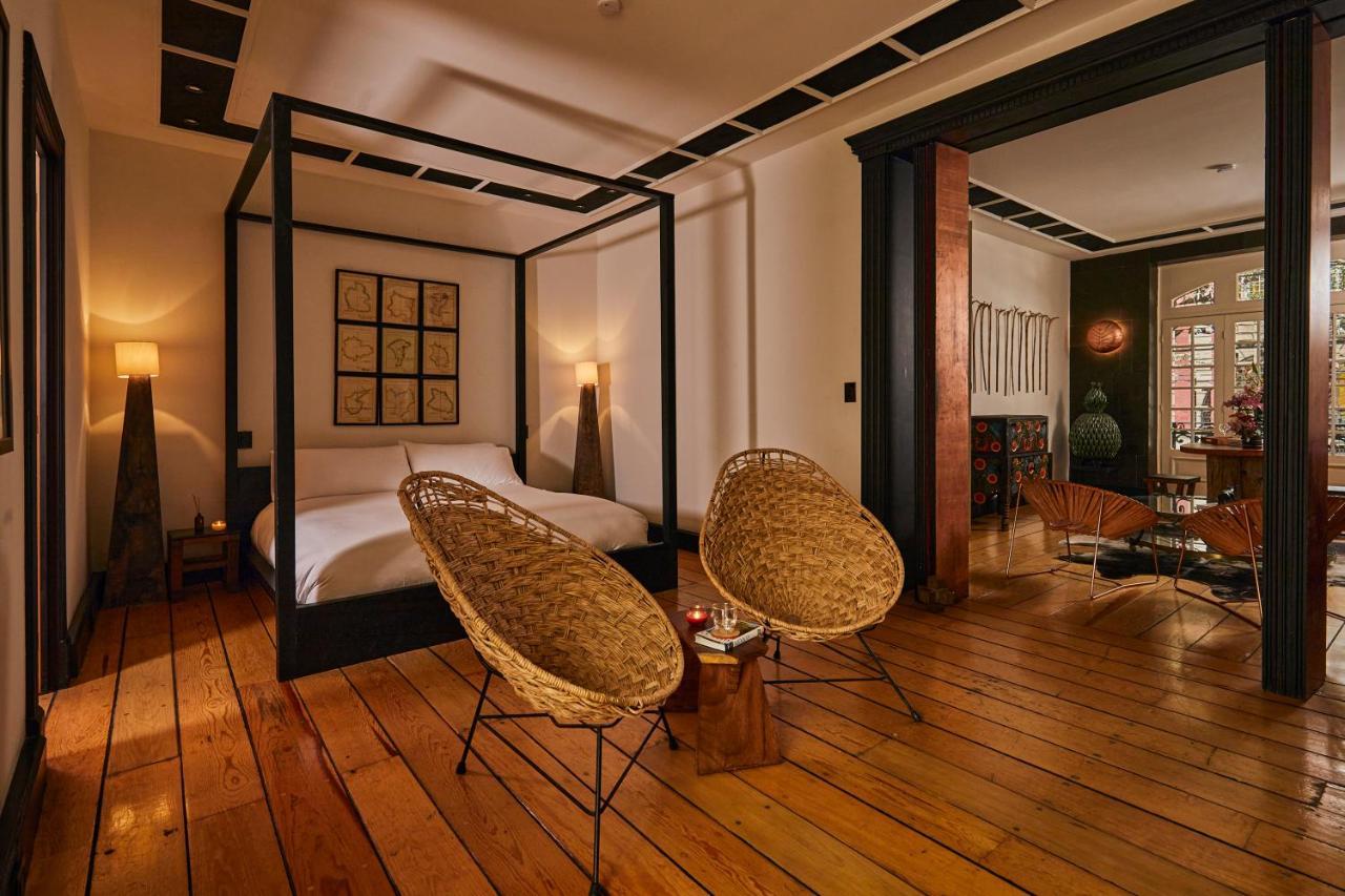 La Valise Hotel