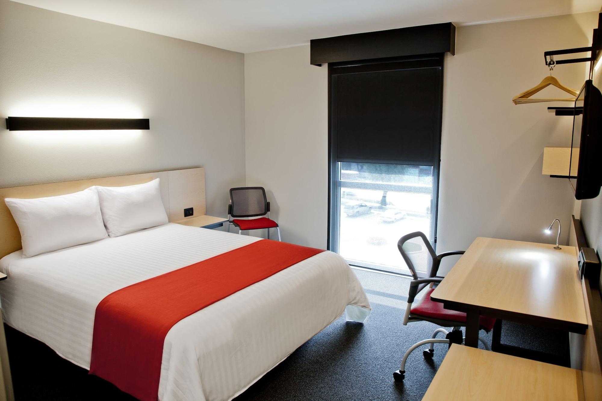 Express Cdmx Plaza Hotel 4*