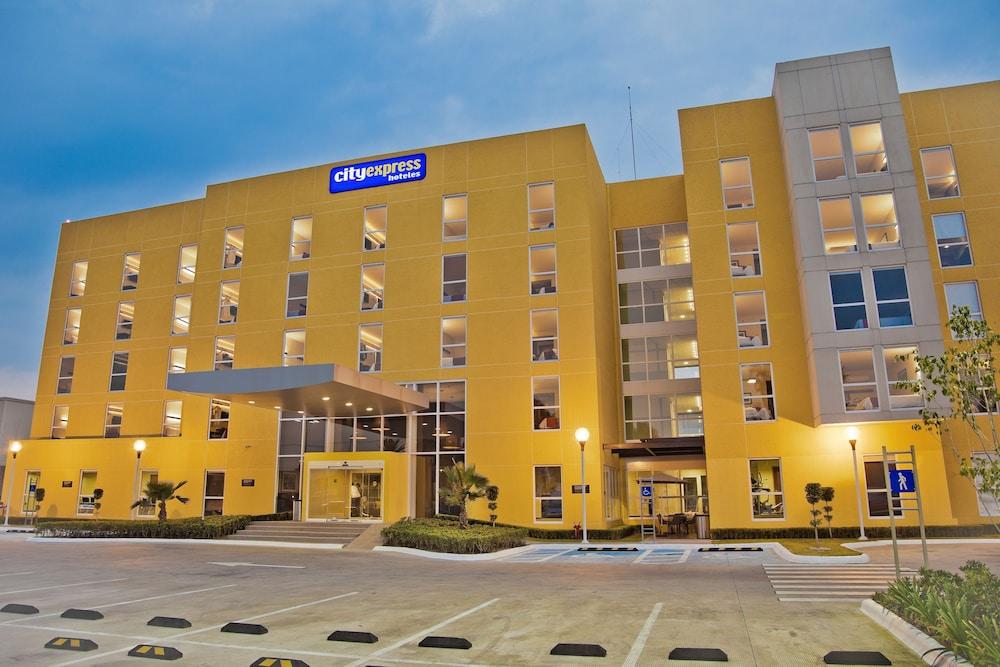 Hotel Express Cdmx Plaza 4*