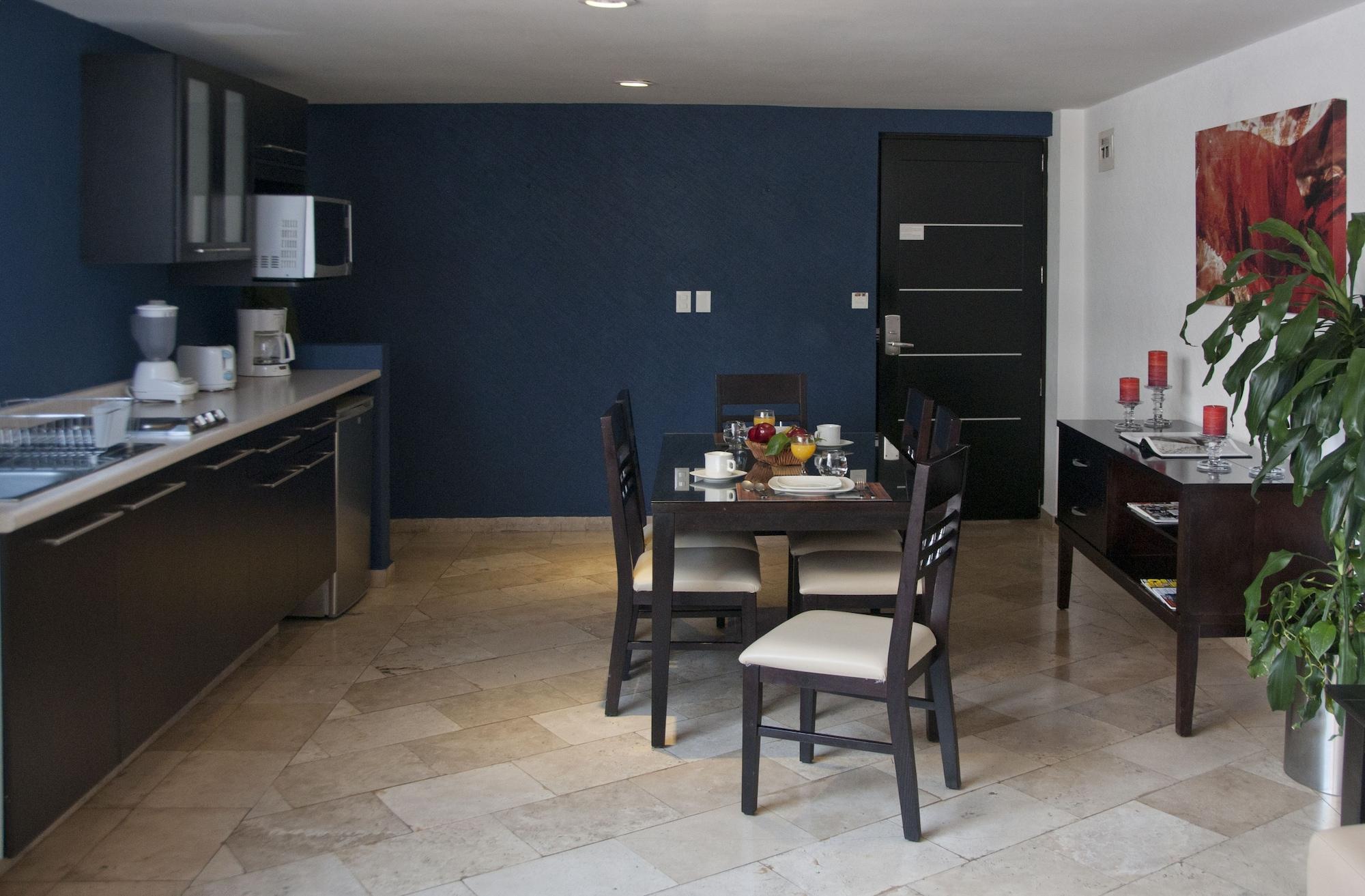 Aparthotel Berna 12 3*