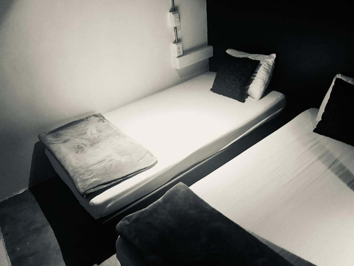 Regina Down Town Hostal *