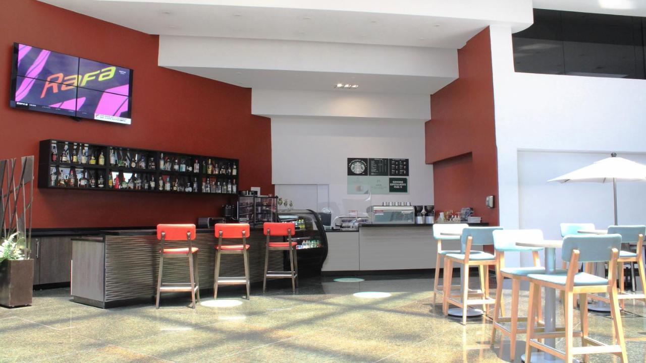 Hotel Dali Airport By Ihg Mexico City