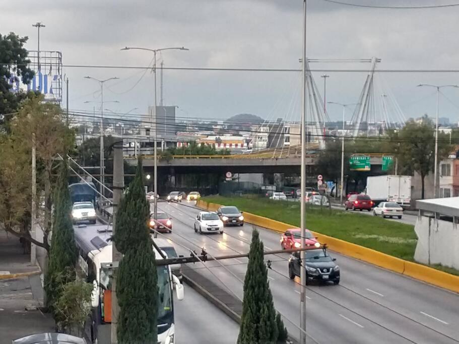 Cómodo Departamento Privado Aeropuerto 7 Min Caminando *