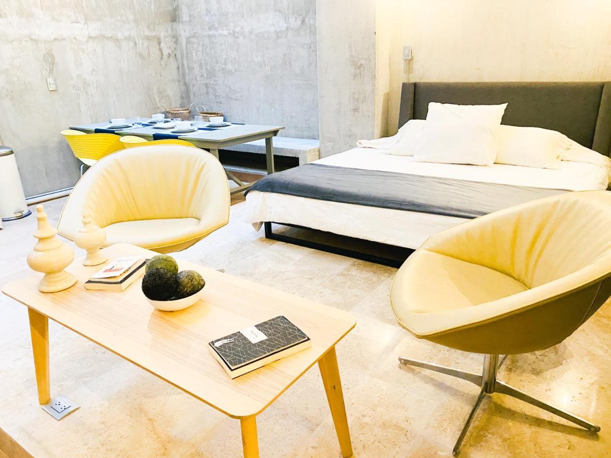 Pa Loft Reforma Bmv Visa Embajada Cas México DF