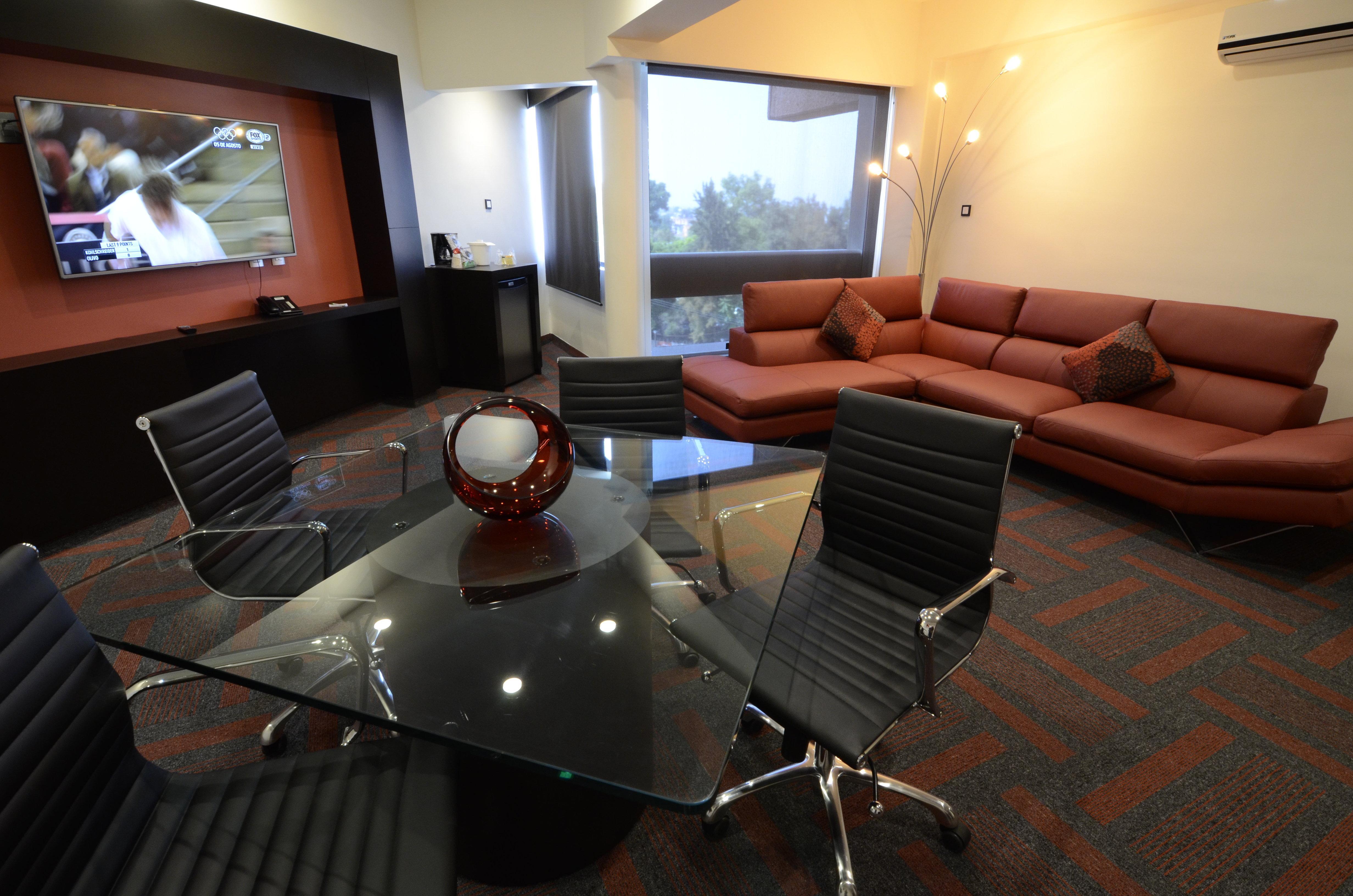 Hotel Holiday Dali Airport By Ihg