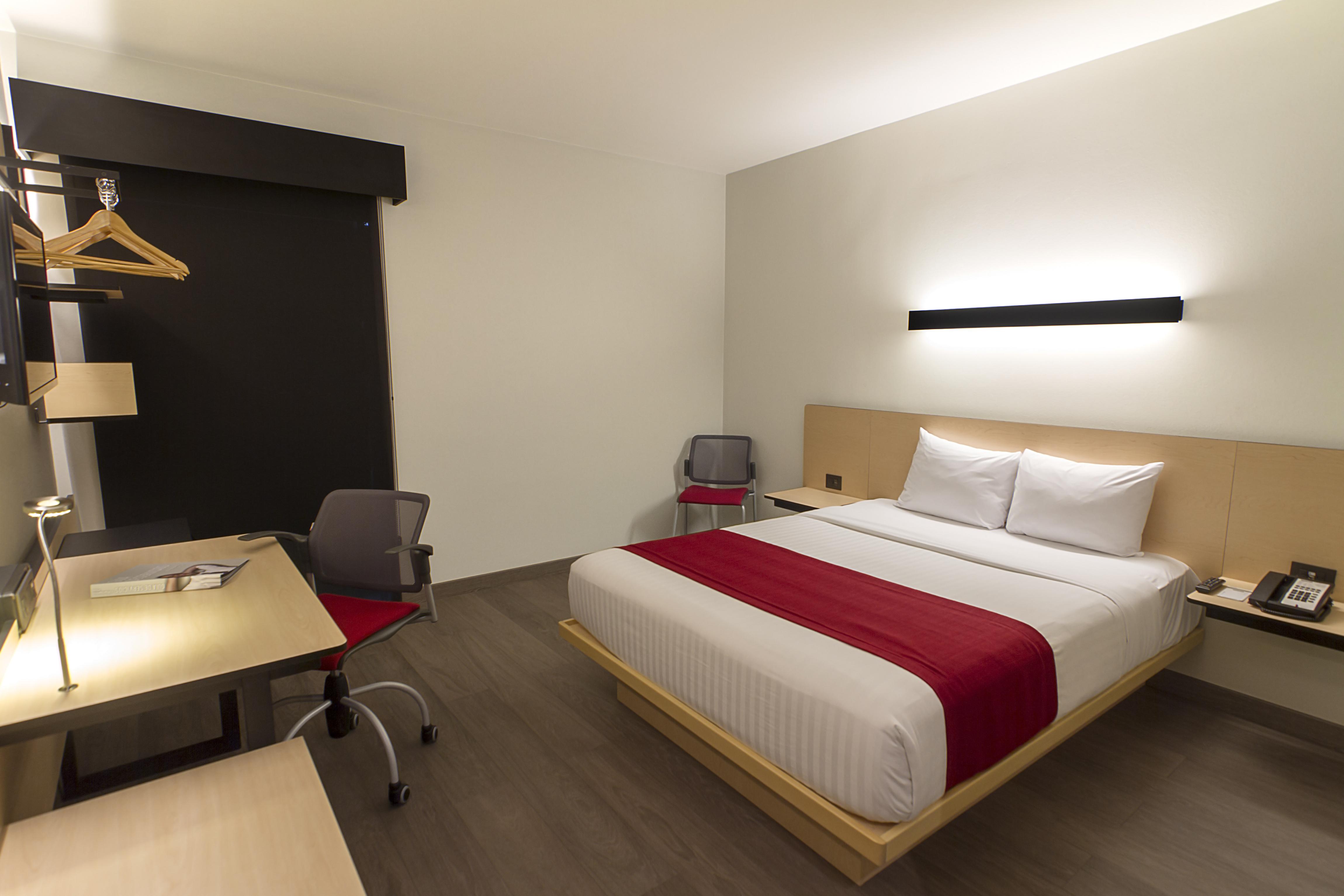 Hotel Express By Marriott Ciudad De Mexico Mundo E