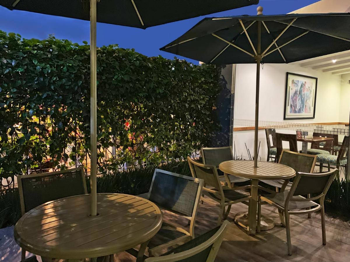 Atenas Plaza Hotel 4*