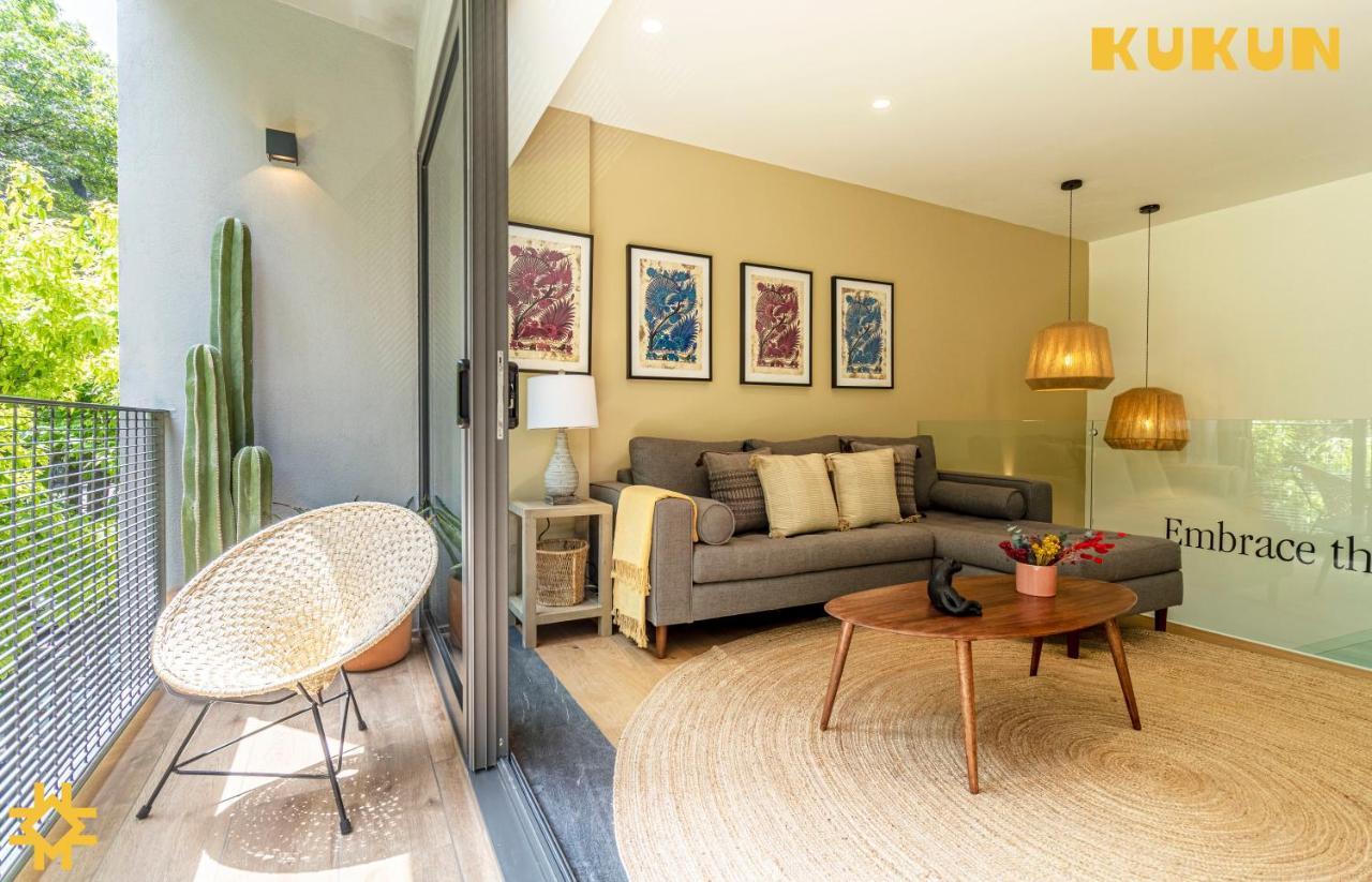 Kukun Condesa Taman Apartment *