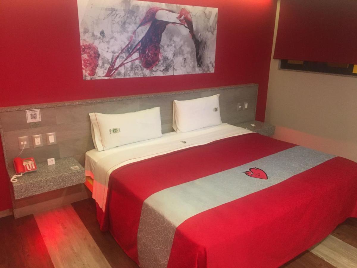 Hotel Nayarit • Solo Adultos Mexico City