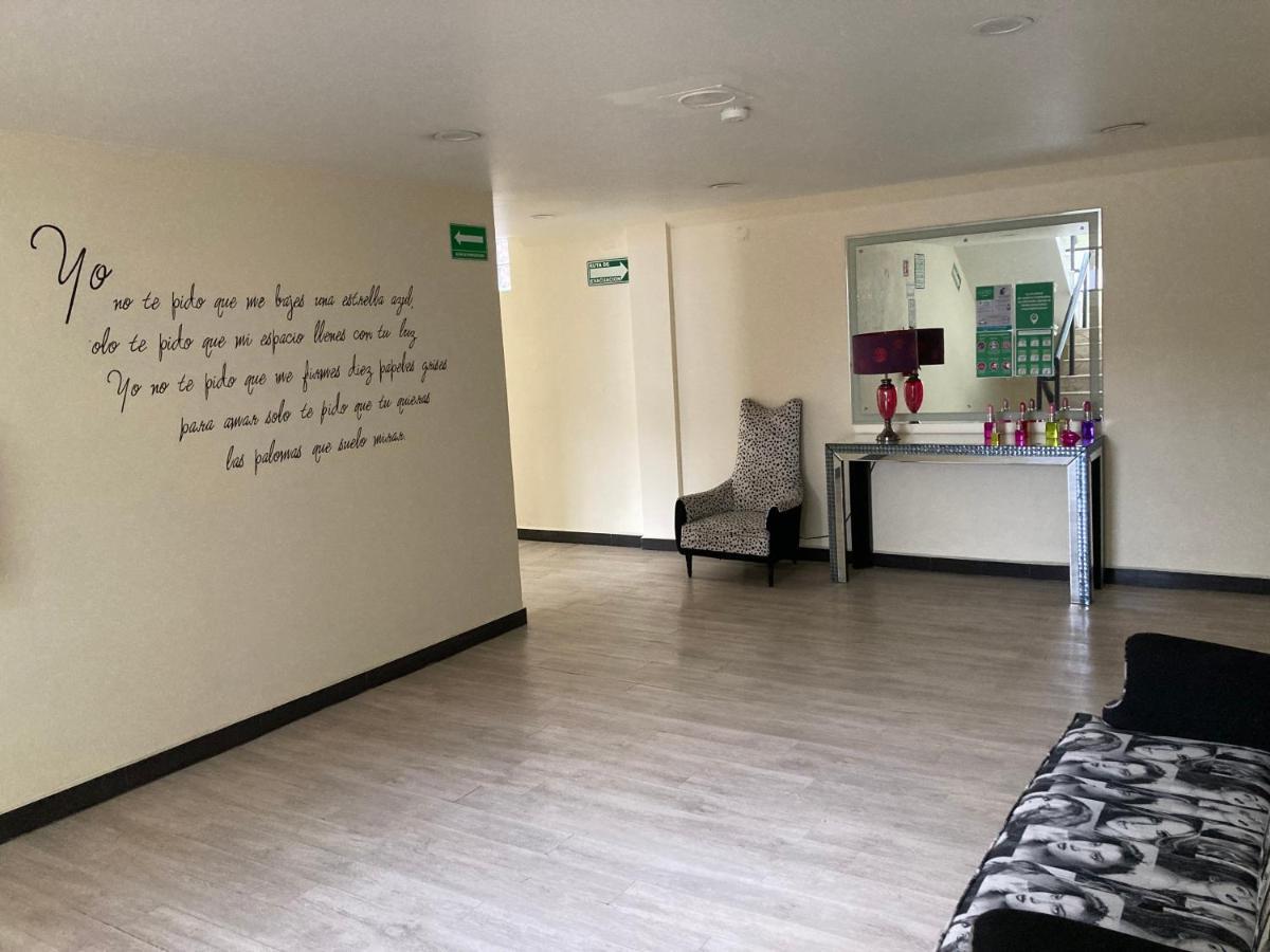 Huipulco Love hotel Mexico City