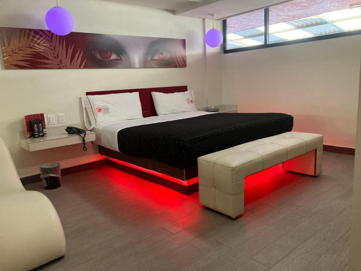 Love hotel Huipulco Mexico City