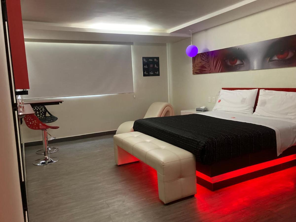 Huipulco Love hotel Mexico City