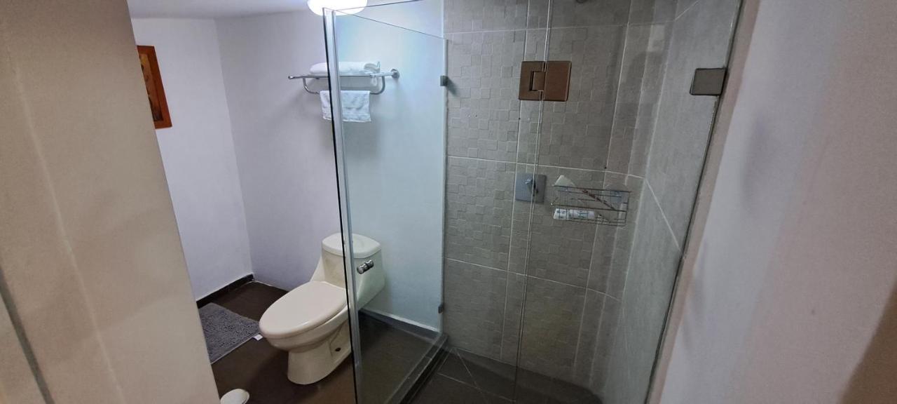 Encantadoras Privadas Del Valle Homestay *