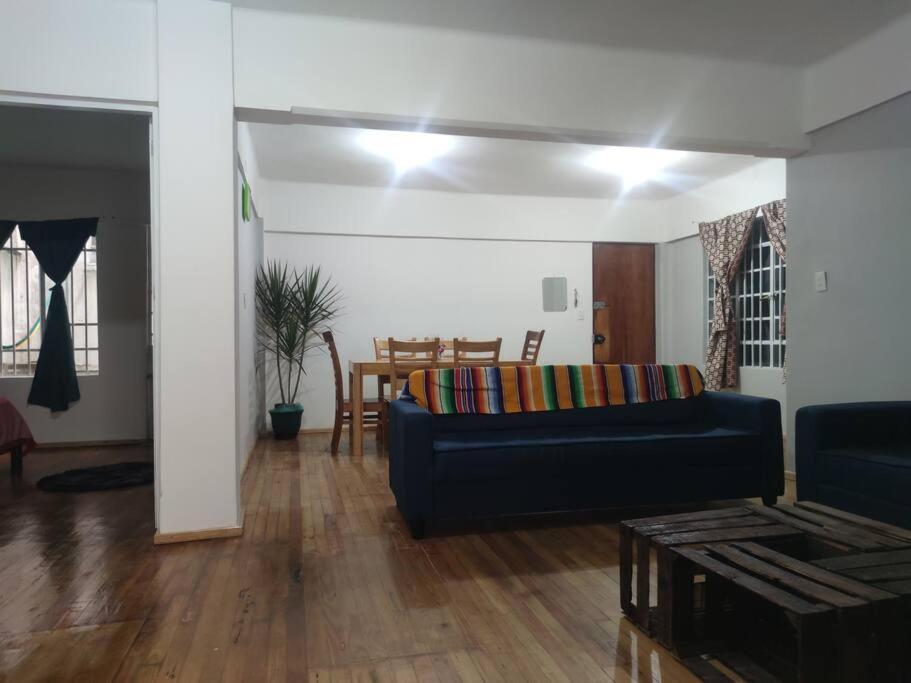 Departamento 101 La Santisima