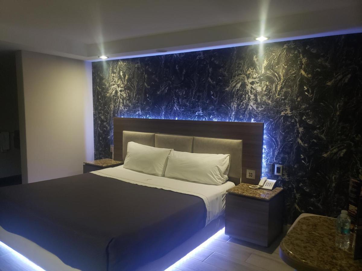 Love hotel Nuevo Tijuana (adults Only)