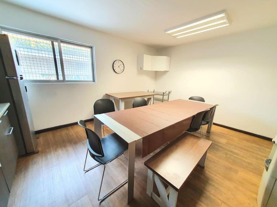 Hostal Privada Con Terraza En Polanco. *