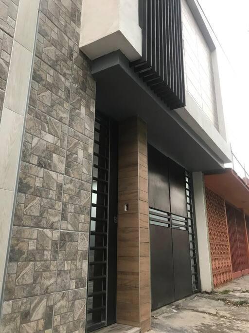 Donovan, Confortable Con Bano Privado * México DF