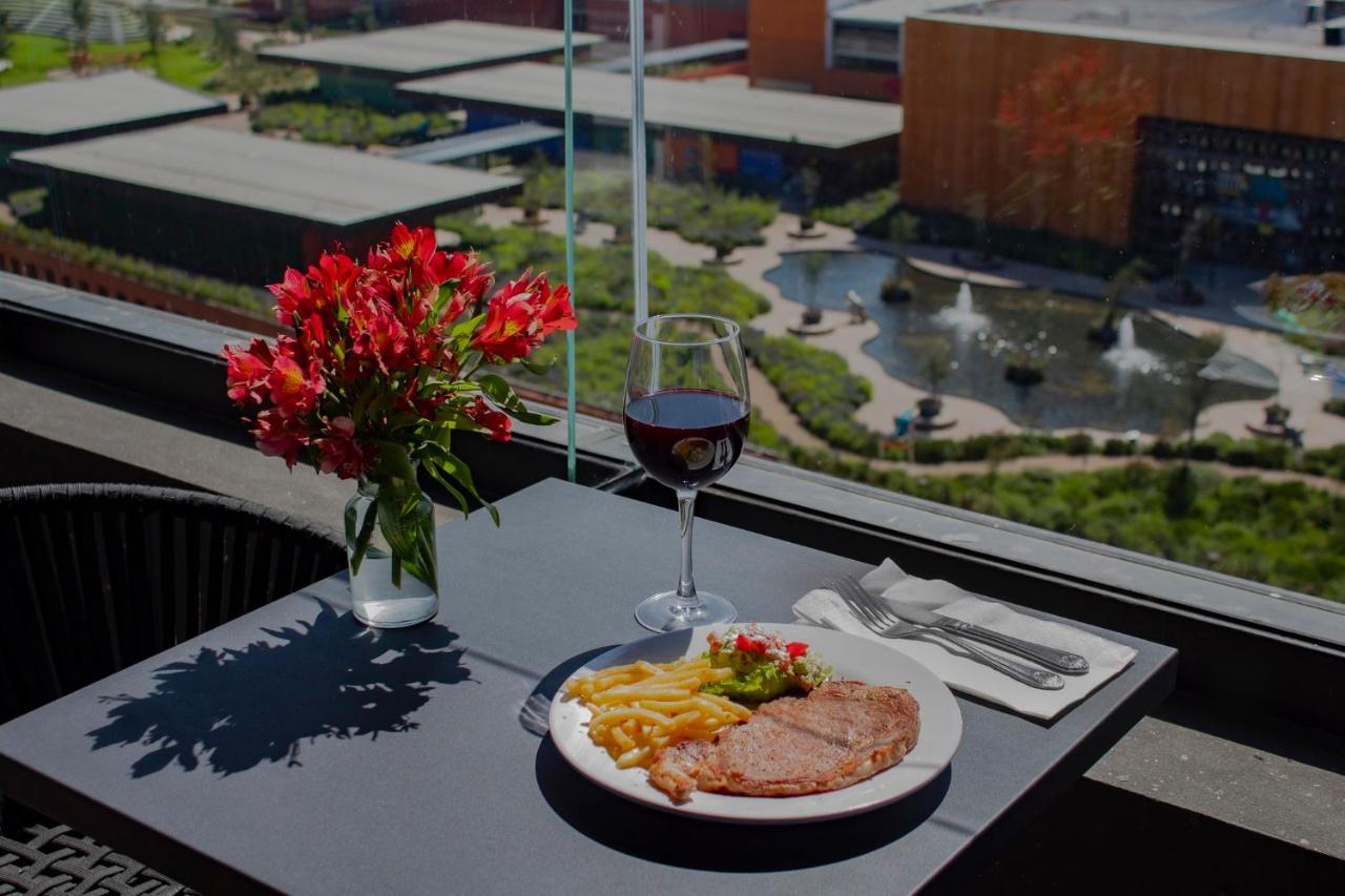 Express Mexico Satelite By Ihg 4*