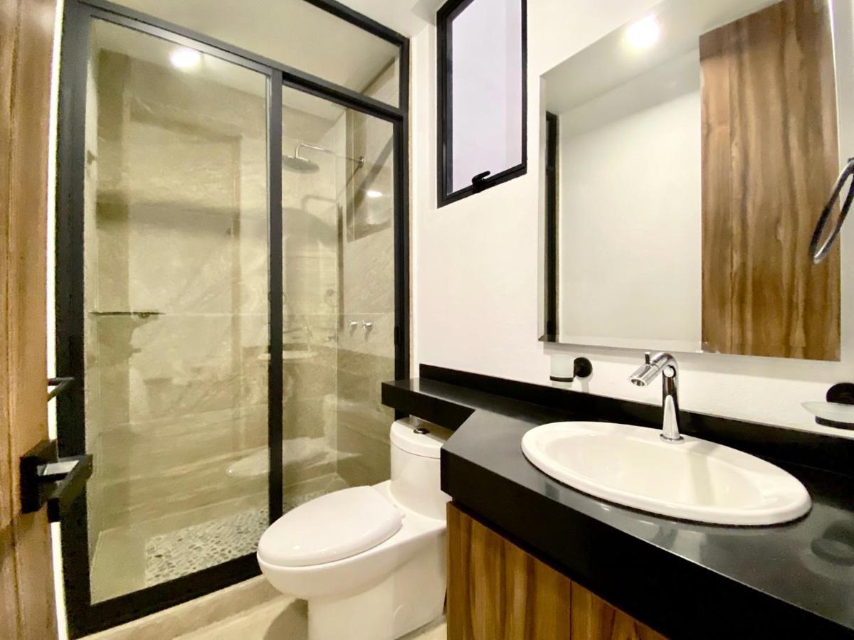Flats Friends Condesa-pelotari *