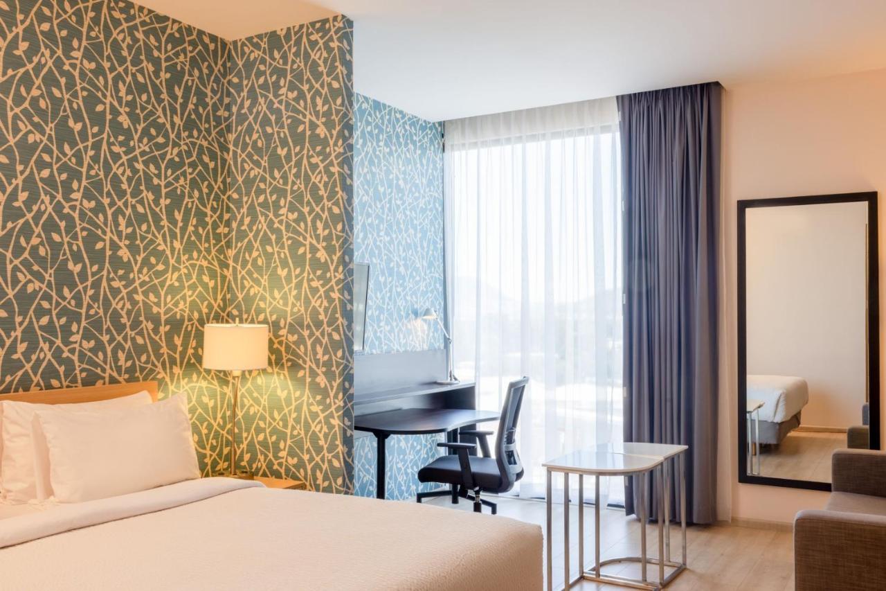 Hotel Fairfield & By Marriott Mexico Vallejo 3*