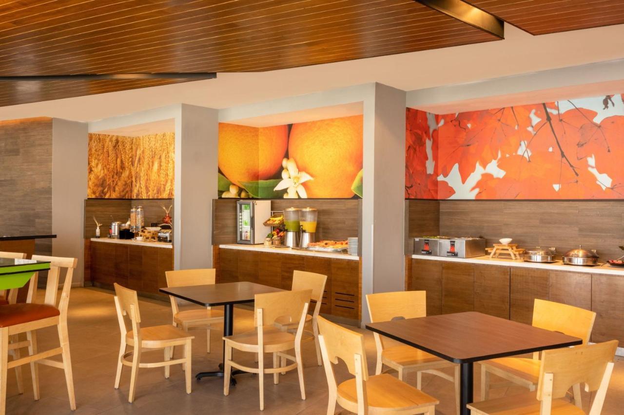 Fairfield & By Marriott Mexico Vallejo