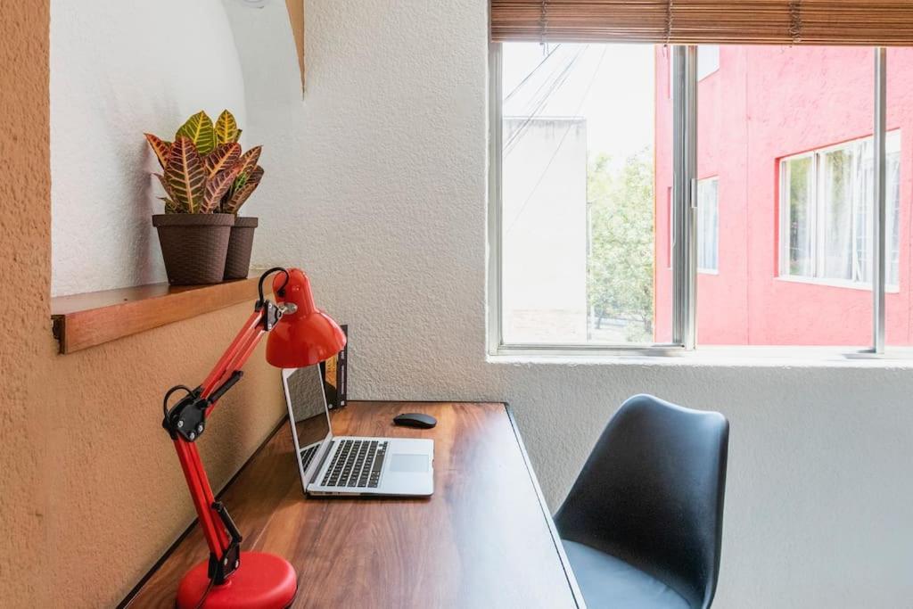 Big & Comfy, King And Queen-size Beds, And Parking Lot Apartamento