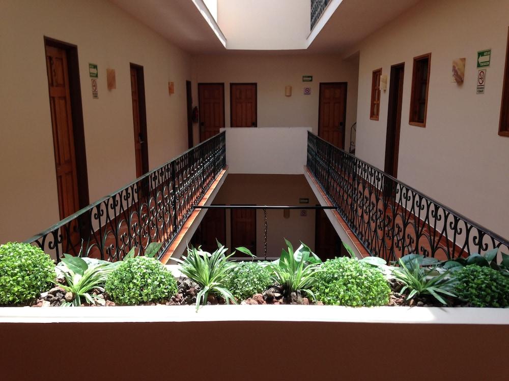 Hotel Templo Mayor 3*
