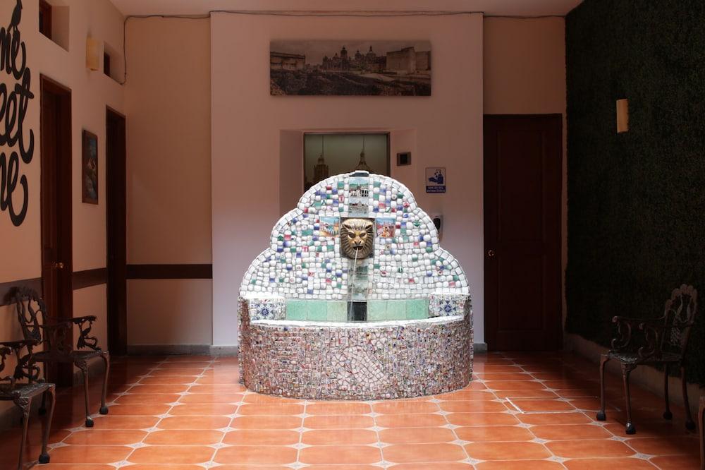 Hotel Templo Mayor 3*