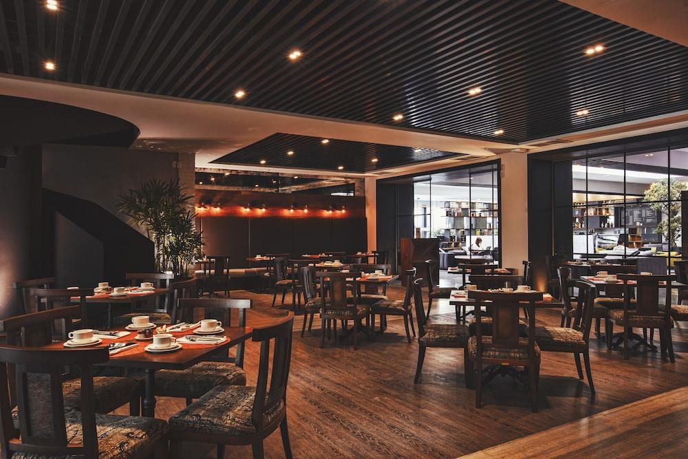 Hotel Krystal Grand Insurgentes 5*