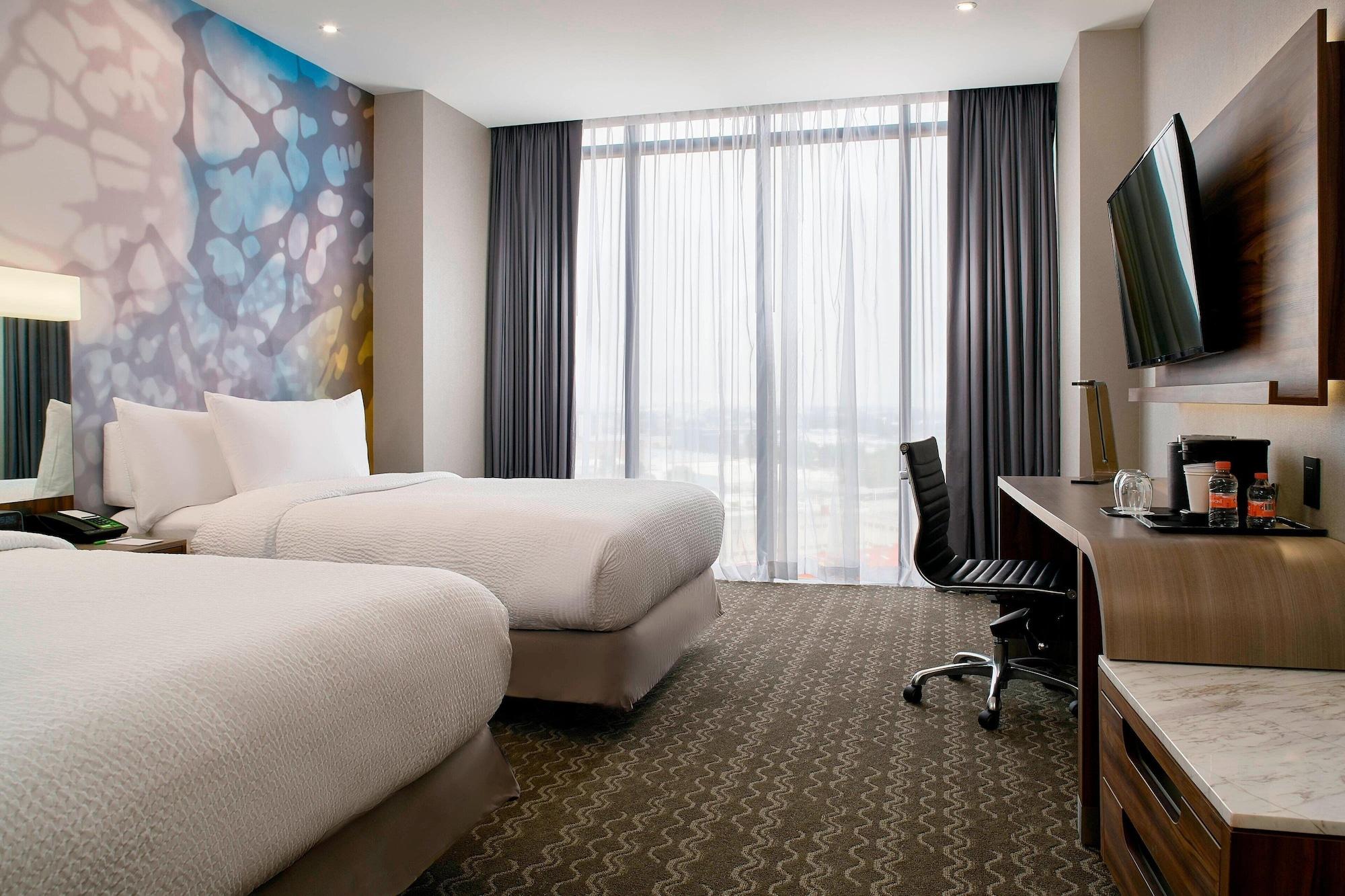 Courtyard By Marriott Mexico Toreo México DF