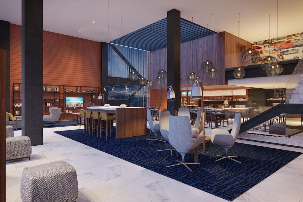 Courtyard By Marriott Mexico Toreo Hotel 4*