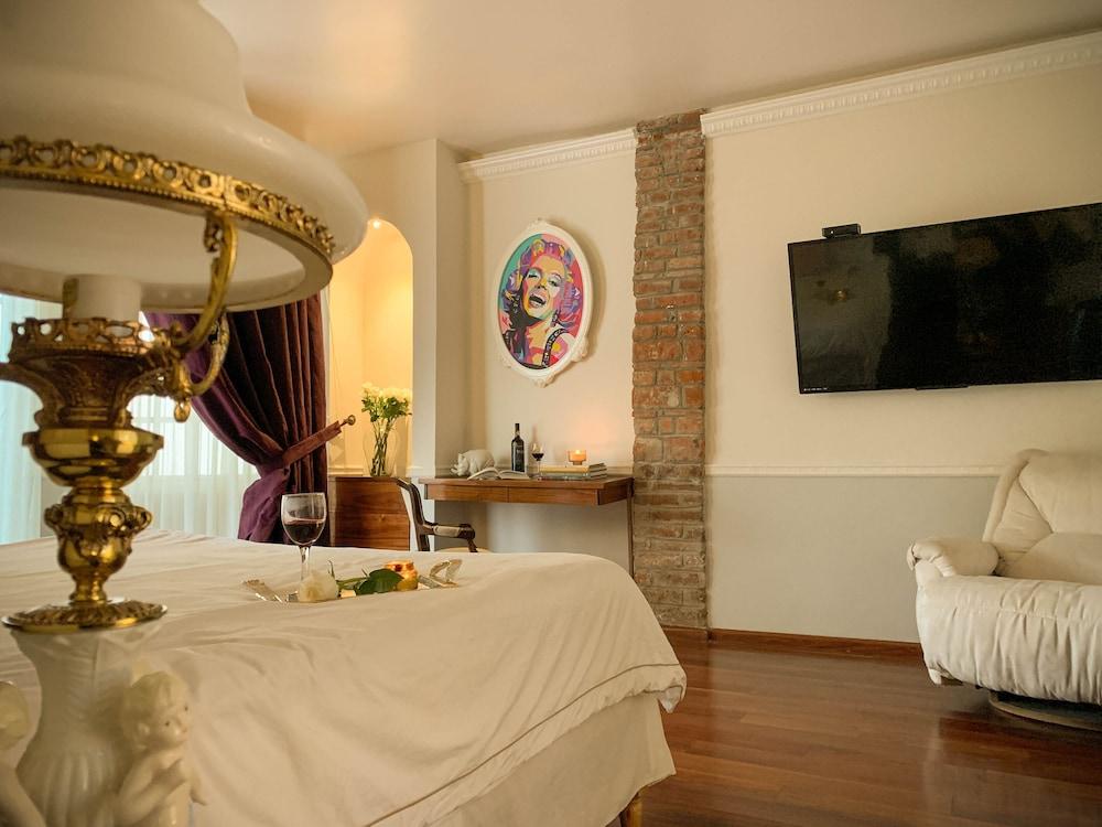 Mansion Papilio