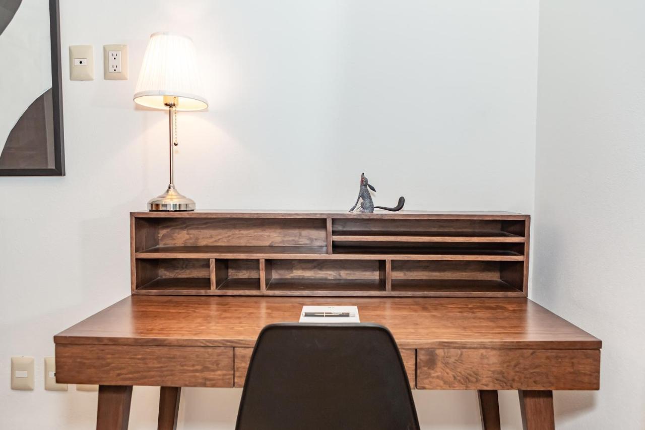 Wynwood House Platon Aparthotel