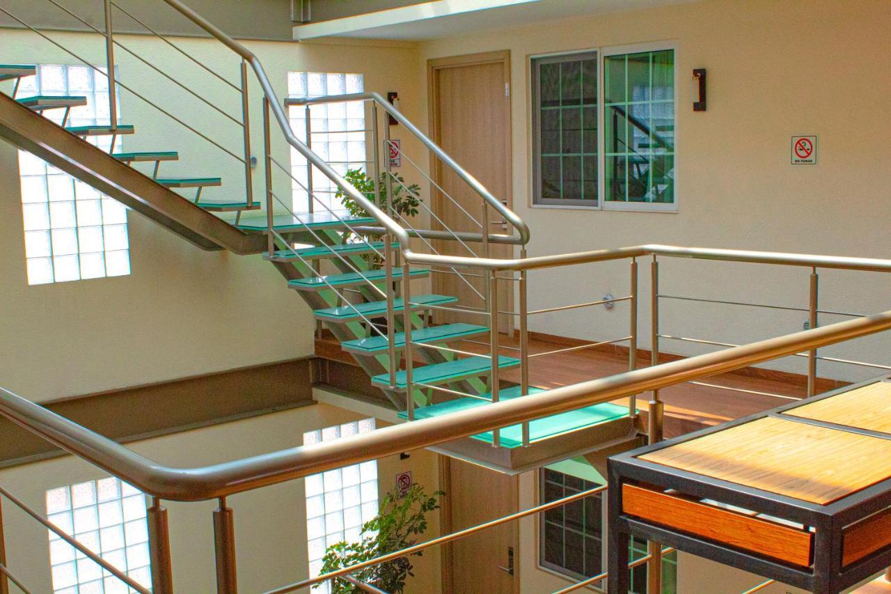 Hotel La Casa Del Reloj - Zona De Hospitales