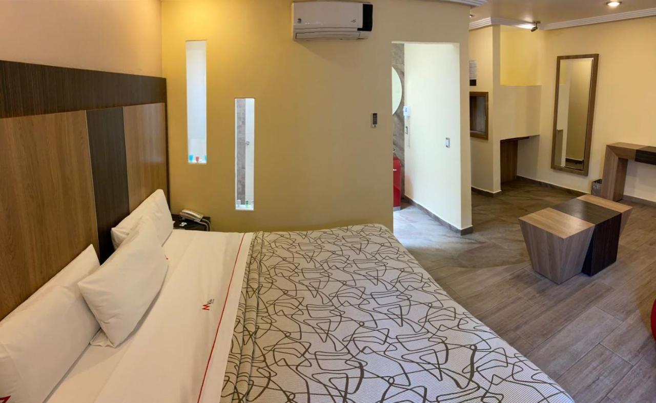 Hotel M Elite Rojo 3*
