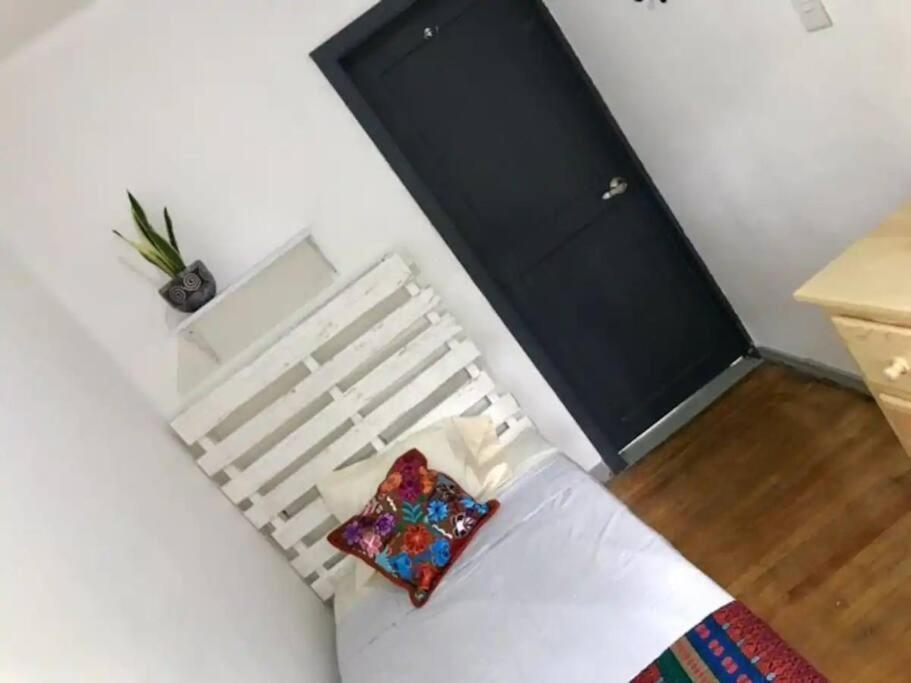 A1 Cuartito Condesa Amsterdam Hospedagem domiciliar *