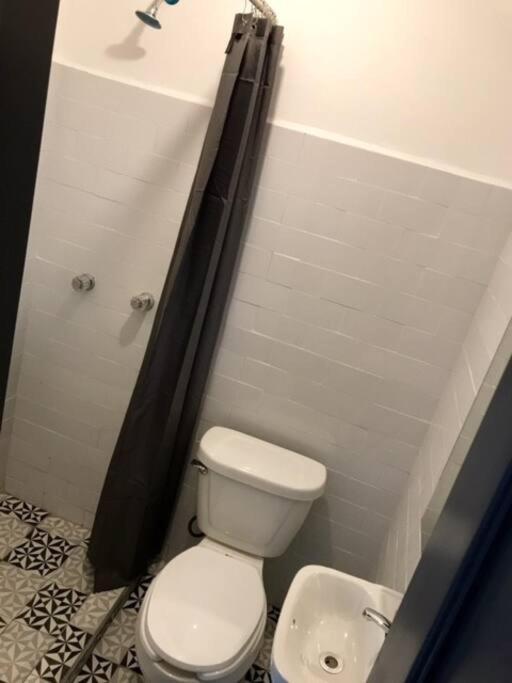 A5 Cuarto Con Bano Propio Condesa Amsterdam Habitación en casa particular *