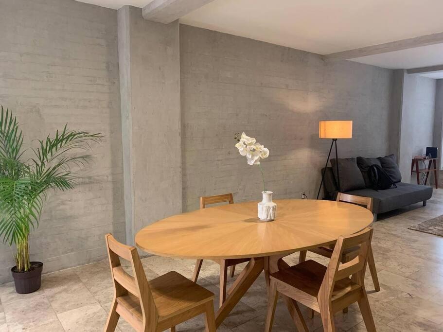 Apartamento La Condesa Extraordinario Depa 8 Personas De Dos Pisos Y Terraza Con Descuento A Partir De La 3a Noche