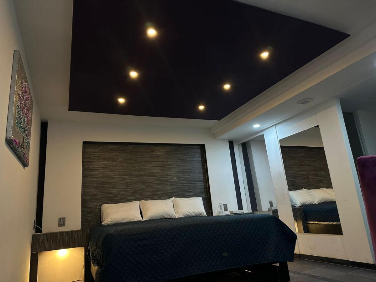 Hotel del amor Ya No Tenemos Servicio *