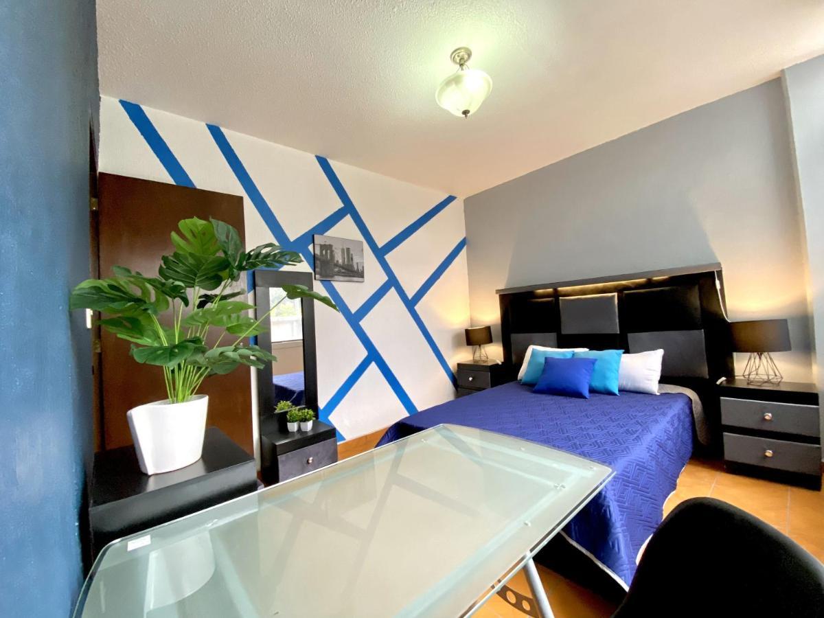 Roomies Cibeles Hostal *