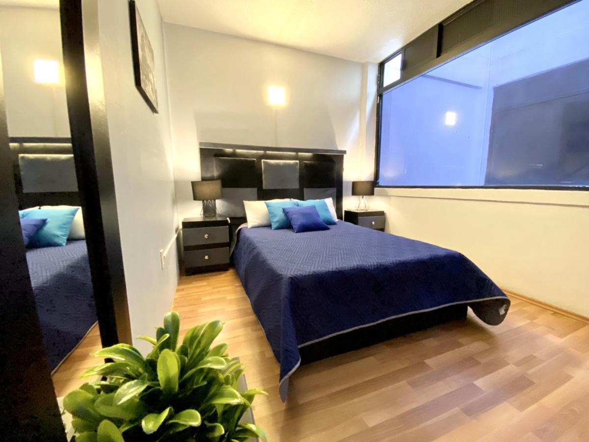 Hostal Roomies Cibeles