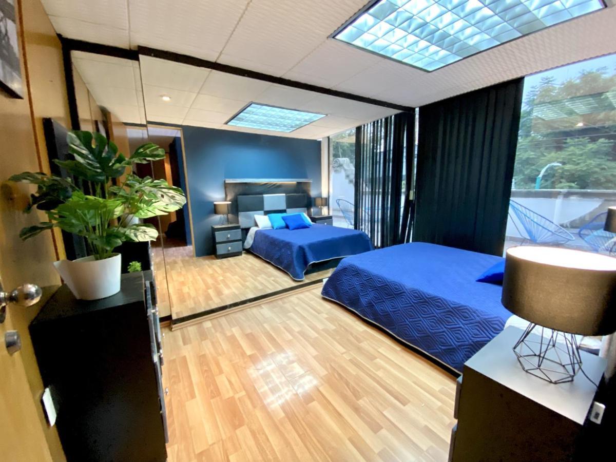 Roomies Cibeles Hostal *