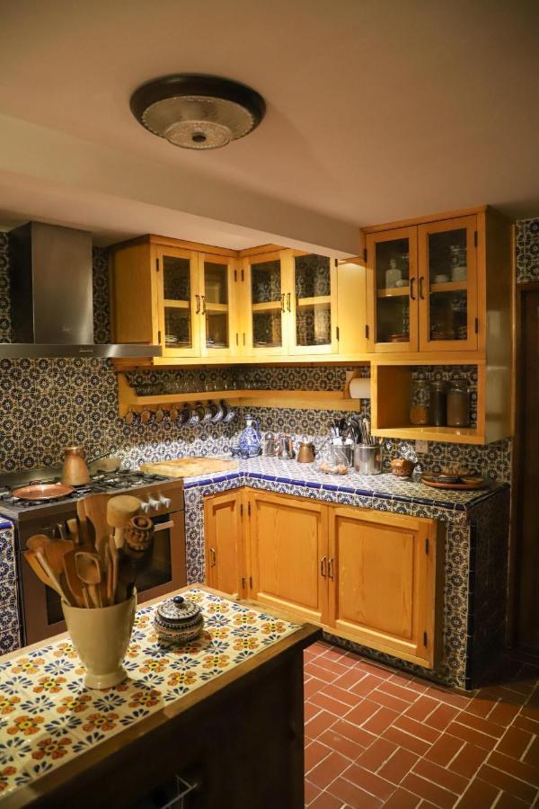 The Tower Of Alebrijes In San Angel Bed and breakfast *