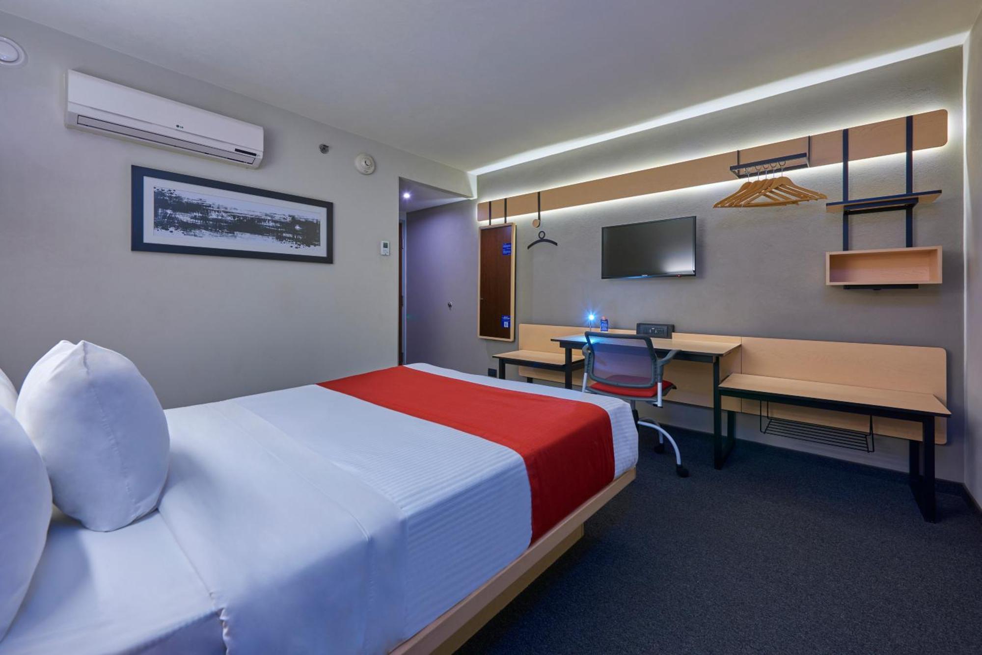 Express Cdmx Plaza 4*