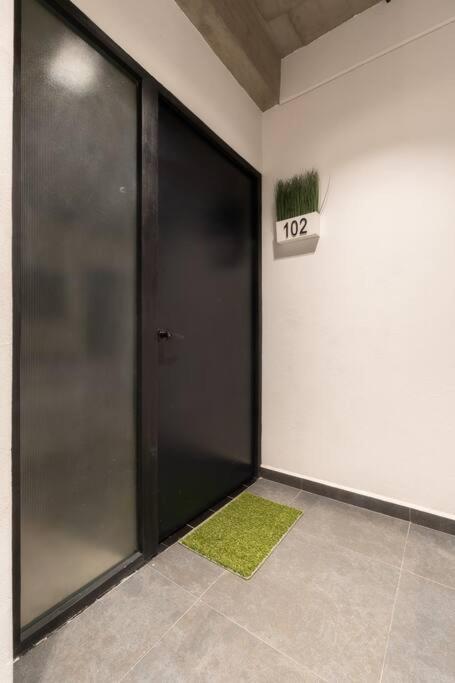 P102 Modern 3bdrm 2bath Private Balcony & Rooftop Apartamento Cidade do México