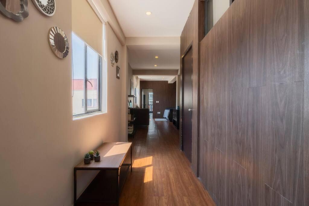 406 Location 2bdrm 2baths Ac Rooftop