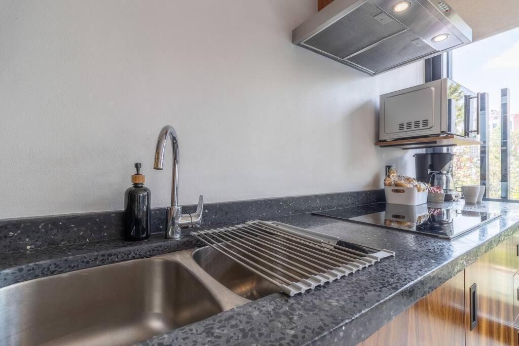 L102 New 1bdrm 1bath Ac Rooftop Сasa de vacaciones *
